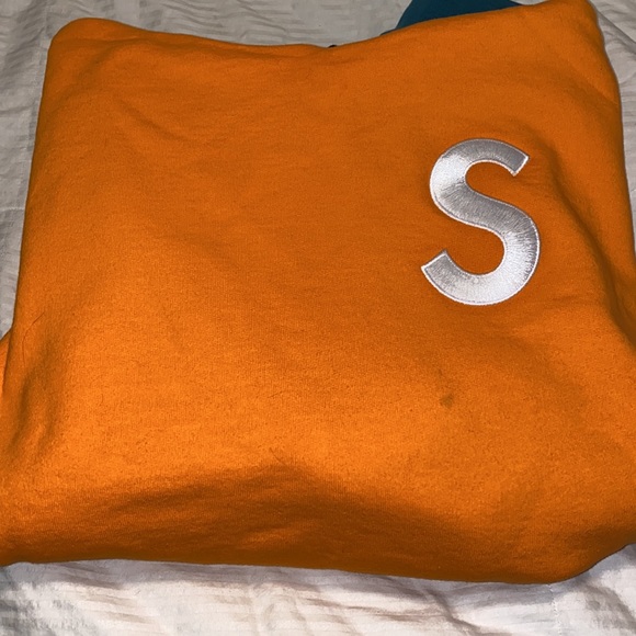 Supreme sweatshirt - Picture 13 of 13